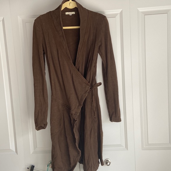 Prairie Underground Wrap - Picture 1 of 9